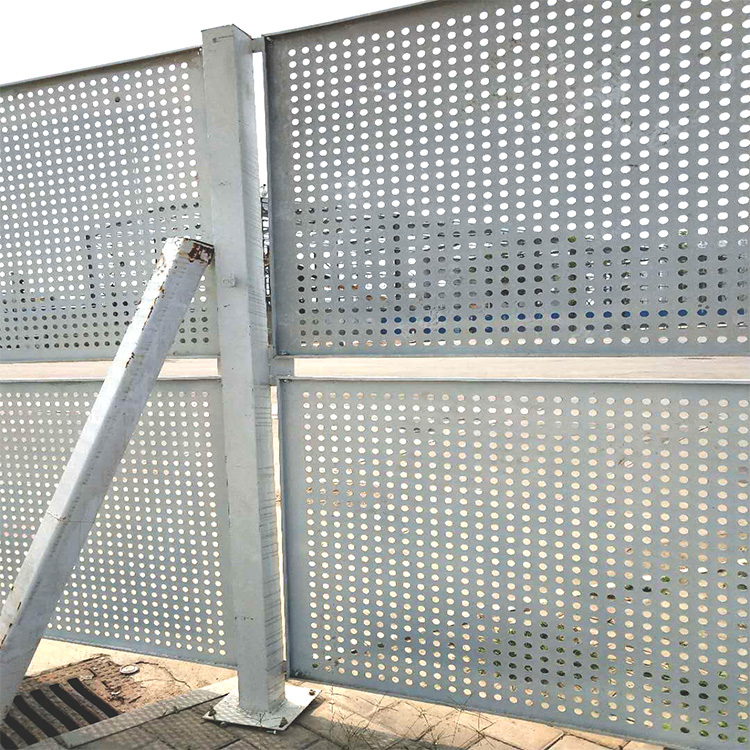 广东金属镀锌板冲孔板围挡 道路圆孔防护网工地铁皮围挡